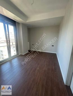 Bostancı Çatalçeşme'de Nezih Sitede Sıfır Satılık 3+1 Daire