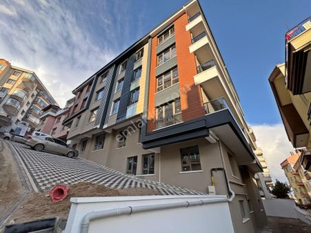 2+1 Sıfır Oturuma Hazır 1.kat Etlik Merkez Ultra Lüks Yapıda