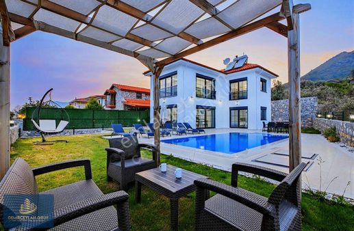 Fethiye İncirköyde Eşyalı Müstakil 3+1 Villa Kiralık