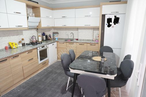 Asarlık Kiralık Eşyasız3+1 Doğalgazkombili+asansörlü Çiğliserkan