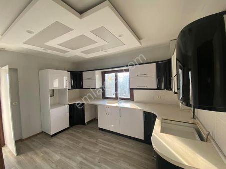 Zafer’in Kalbinde Dört Cepheli Ferah 3+1!