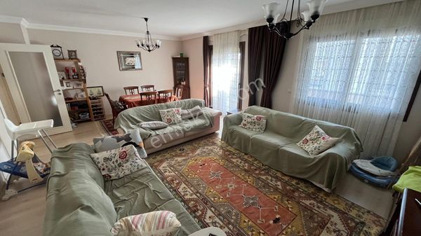 Hatipirimi 4+1 Kapalı Mutfak Kiracısız Asansörlü