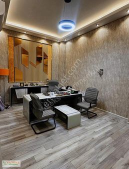 Fırsat!!!!! Fıstıklık Mahallesi Caddeüstü Satılık 300 M2 Dükkan