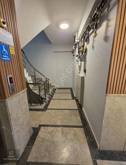 Avcılar Çidem Cd. İki Yıllık Bina Ön Cephe2+1 Satılılık Daire