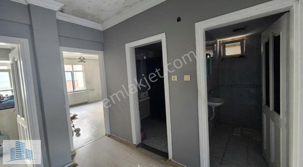 T&r Gayrimenkulden Kiralık Temiz 2+1 Büyük Daire