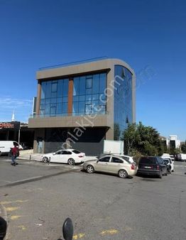 Bağcilar Güngören Sanayi Sitesinde Köşe Başı Kiralık Plaza