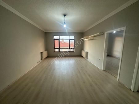 Seçim Emlak’tan Aydınlıkevler ‘de 3+1 Kiralık Daire