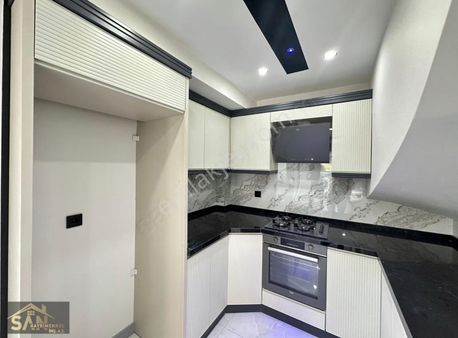 Urla Merkezde Havuzlu Site İçinde Sıfır Satılık Ultra Lüks Daire