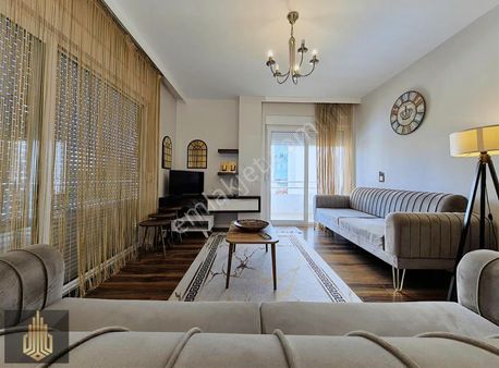 Konyaaltı Limanda 2+1 Eşyalı Havuzlu Site Denize Yürüme Mesafesi