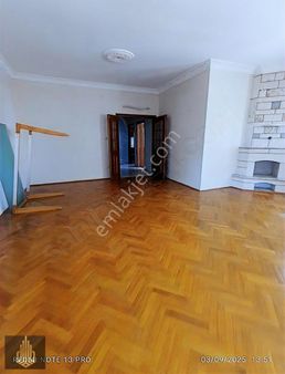 Antalya Konyaaltı Liman Mah.3+1 Doğalgaz Çift Banyo Balkonlu