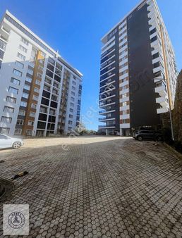 Özden Gayrimenkul'den Kiralık 3+1 Daire