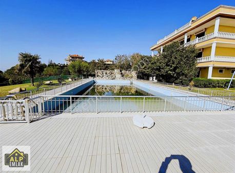 Celaliye'de 10.000 M2 Arsa İçinde Satılık Müstakil Çiftlik