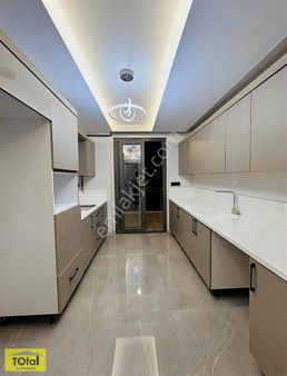 Total'den Tekince Cadde'de İskanlı K.mutfaklı Ultra Lüx Daire !!