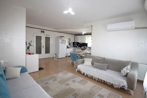 Retro’dan Tece’de Site İçi Deniz Manzaralı Geniş 2+1