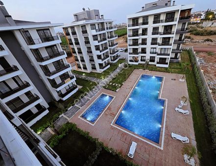 Kendine Ait Bahçesi Var / Havuzlu Sitede / İskan Var