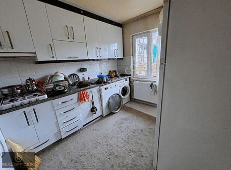 Fatih Te Satılık Ara Kat Daire