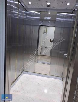 Altınşehir Mahallesinde Satılık 2+1 80 M2 Ara Kat Daire