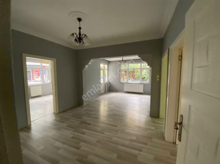 Trabzon Karşıyaka'da 3+1 Geniş Kiralık Daire