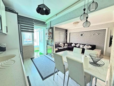 Kaliteli Yaşam Alanı 3.kat/150²giyinme Odalı Full+full4+1 Dublex