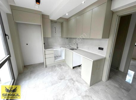 Şengül Gayrimenkul'den Gümüşçay'da Satılık 2+1 Lüx Daire