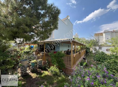 Didim'de Egemed Civarında, Geniş Bahçeli, Merkezi 3+1 Villa