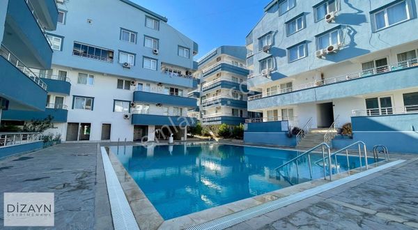 Didim Efelerde Havuzlu Site İçerisinde Eşyalı 1+1 Köşe Daire