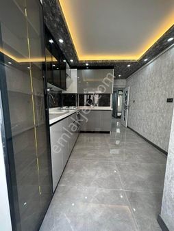 Kasım Ayına Özel Kaçırılmayacak Metrobüse Komşu 2+1 Dairemiz