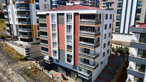 160 M Sıfır Geniş Balkon 3+1 Ara Kat İskanlı Daire