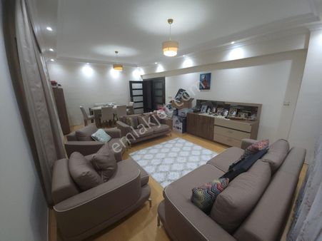 Isparta Merkez Sülübey Mahallesinde Çay Boyunda Kiralık Geniş Ve Bakım Daire