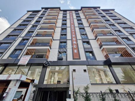 Yasemin Konakları Yakını Sitede 3+1 130m2 Otoparklı 0 Ara Kat