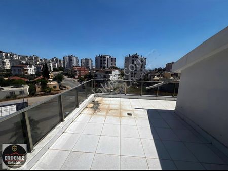 Şehir Hastanesi Yakını 4+2 185m2 İki Bloklu Site İçi Dubleks