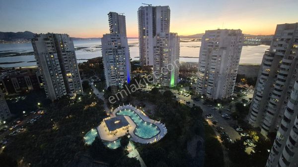 Karşıyaka Mavişehir Deniz Manzaralı Dubleks