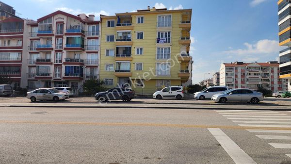 Sincan Mevlana Mahallesi'nde Asansörlü 3+1 Kiralık Daire