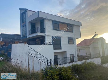 Deniz Gayrimenkul'den Deniz Manzaralı Geniş Lüx Forlex Villa!!!