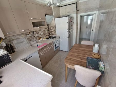 Natoyolu Cd Üzeri Baştan Sona Yenilenmiş Cam Balkon/ön Cephe 3+1