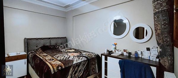 Yıldırım Beyazıt Caddesi'nde 2+1 Satılık Daire Asansörlü 2 Kat