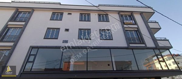 Arnavutköy Vadipark Bölgesinde Kiralık 3+1 Daire