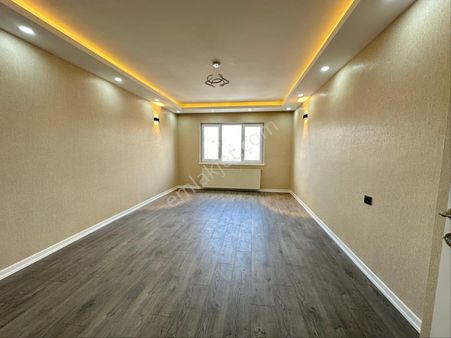 Etimesgut 30 Ağustos Köşe Başı Arakat Full Yapılı 120m2 Satılık 3+1