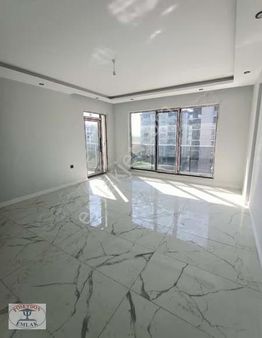 Karacaörende Havuzlu Site İçi Satılık 2+1 Ve 3+1 Daireler