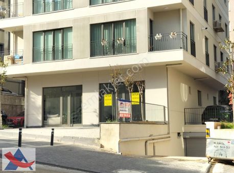Ressam Salih Erimez Cad. Üstü Ön Kullanımlı 25 M2 Satılık Dükkan
