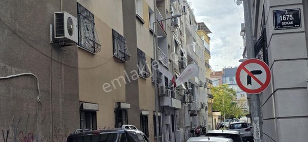 Karşıyaka Alaybeyde Arakat Doğalgazlı 2+1 Daire