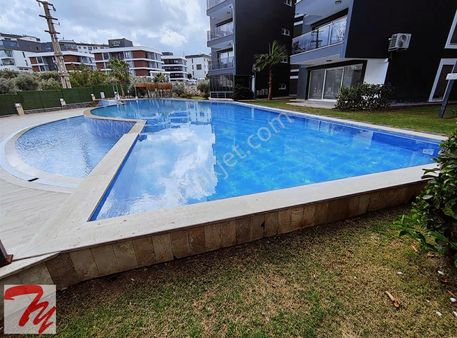 Kuşadası,merkezde Satılık 3+1 Daire