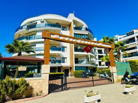 Ege Mahallesi Aria Sitesi Satılık 3+1 Daire Full Yeni Eşyalı Kapalı Mutfak