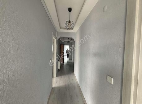 Geniş Kullanışlı Merkezi Yerde 3+1 Daire