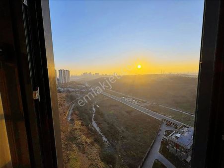 Ayazma Emlak Konut Vadi Cepheli Ferah Yapılı Daire