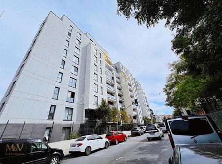 M&v Gayrimenkul'den Kiptaş Sitesinde 110m2 3+1 3kat Daire