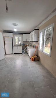 Torbalı Dağkızılca Köyünde Satlık 351m2 Baçe İçinde 60m2 Çatı Ev