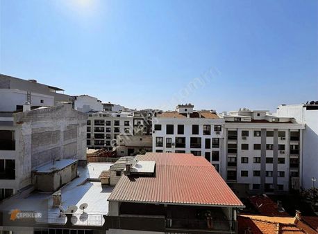 Çepiklerden İmbatlı Mahallesinde Teraslı 4+1