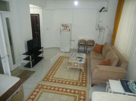 Krc'den Çağlayanda Merkezi Konumda 1+0 Eşyalı Kiralık Daire