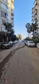 Denize Sıfır, Gmk Üzeri Satılık Geniş 2+1 Daire